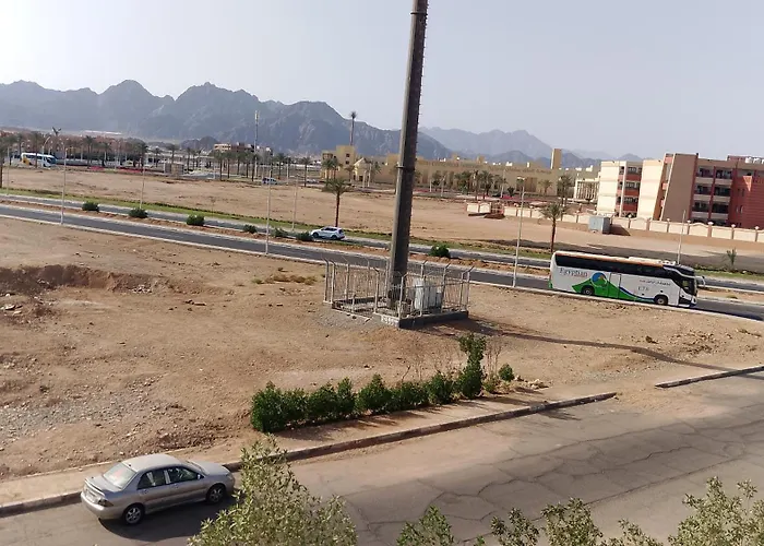 ب * Sharm el-Sheikh